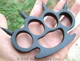 brass knuckles with spikes